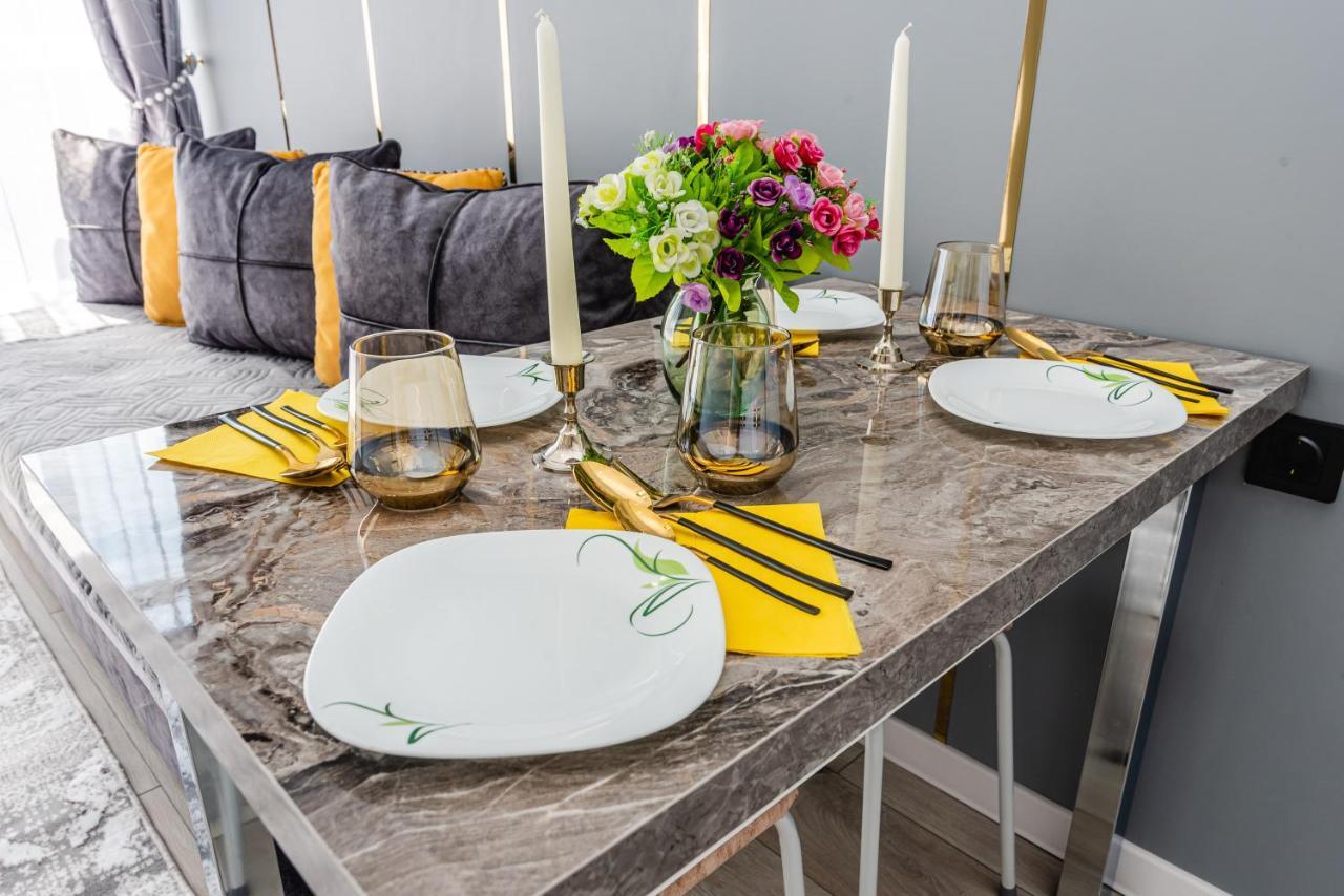 Heaven 10 Apartment Алма Ата Екстериор снимка