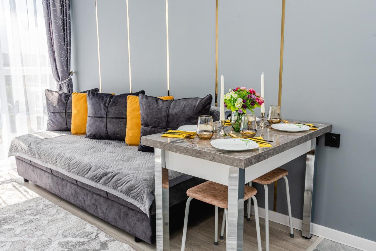 Heaven 10 Apartment Алма Ата Екстериор снимка