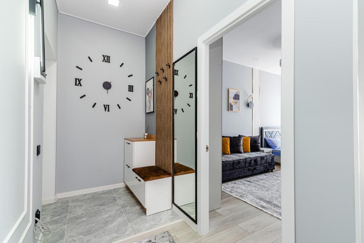 Heaven 10 Apartment Алма Ата Екстериор снимка