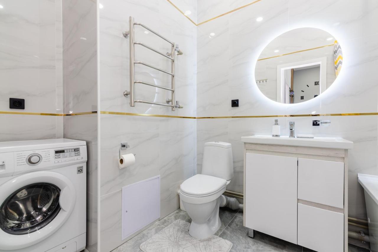 Heaven 10 Apartment Алма Ата Екстериор снимка