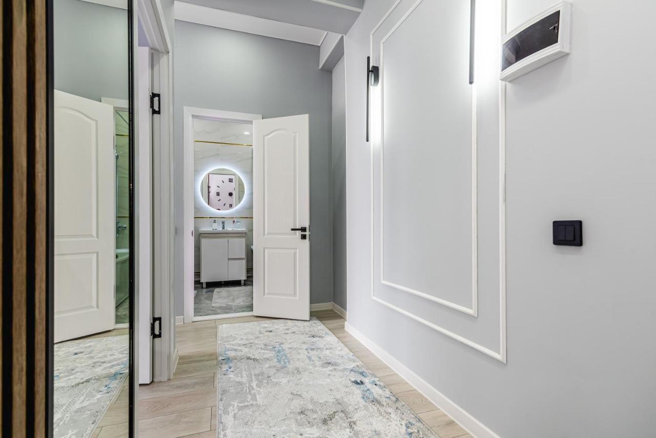Heaven 10 Apartment Алма Ата Екстериор снимка