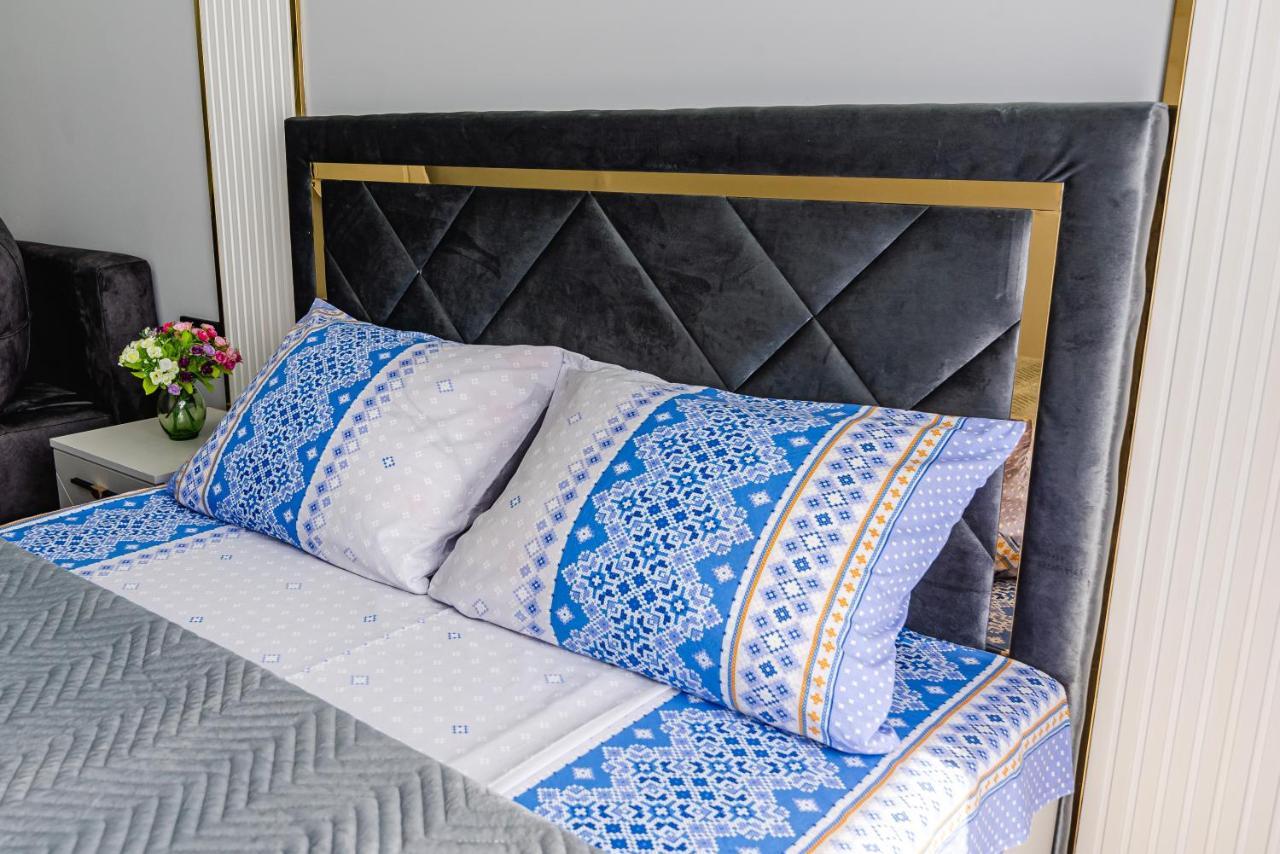 Heaven 10 Apartment Алма Ата Екстериор снимка